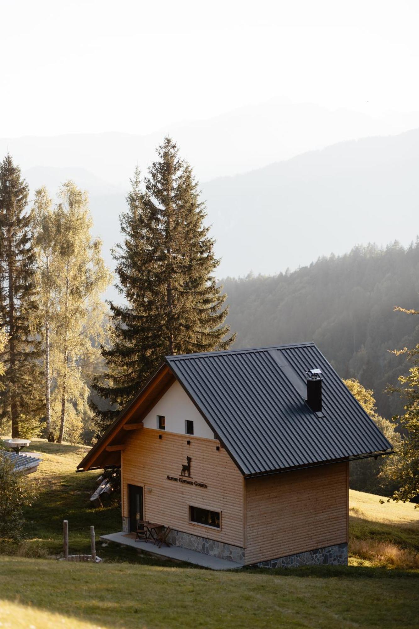 Alpine Cottage Golica Jesenice Eksteriør bilde